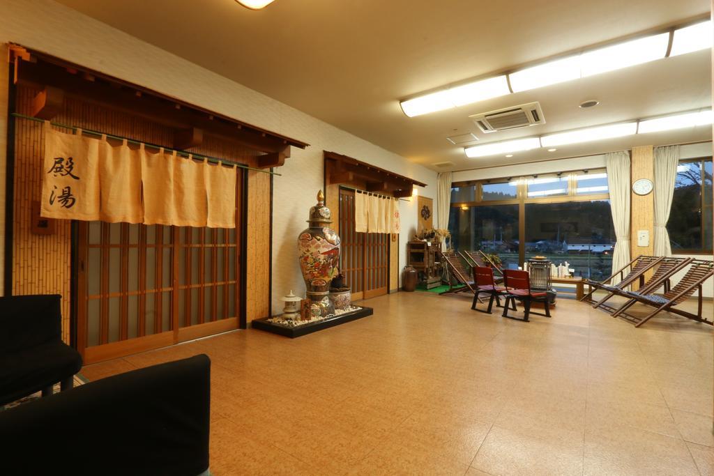 Отель Yamanoyu Kazuyo Taketa Экстерьер фото